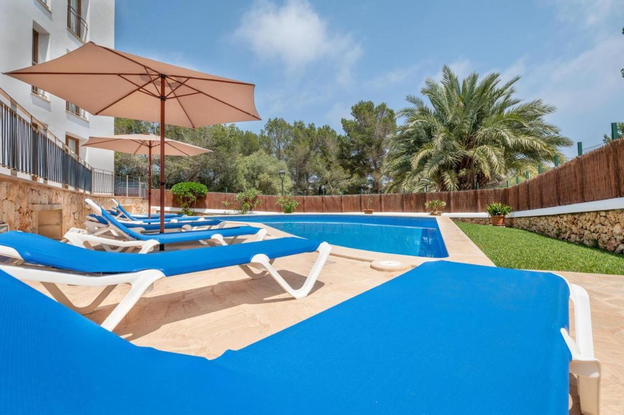 Apartaments Vaixell Santanyi Bagian luar foto