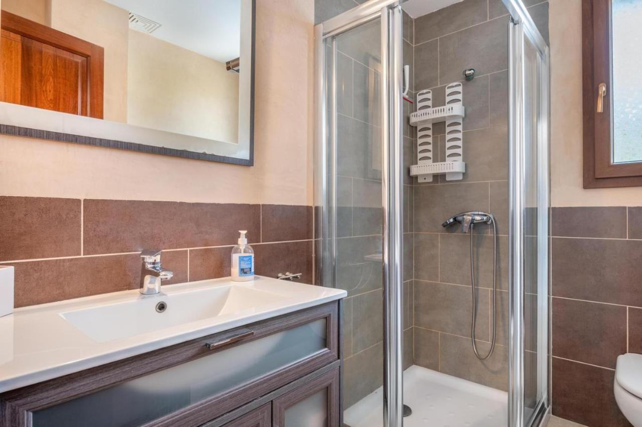 Apartaments Vaixell Santanyi Bagian luar foto