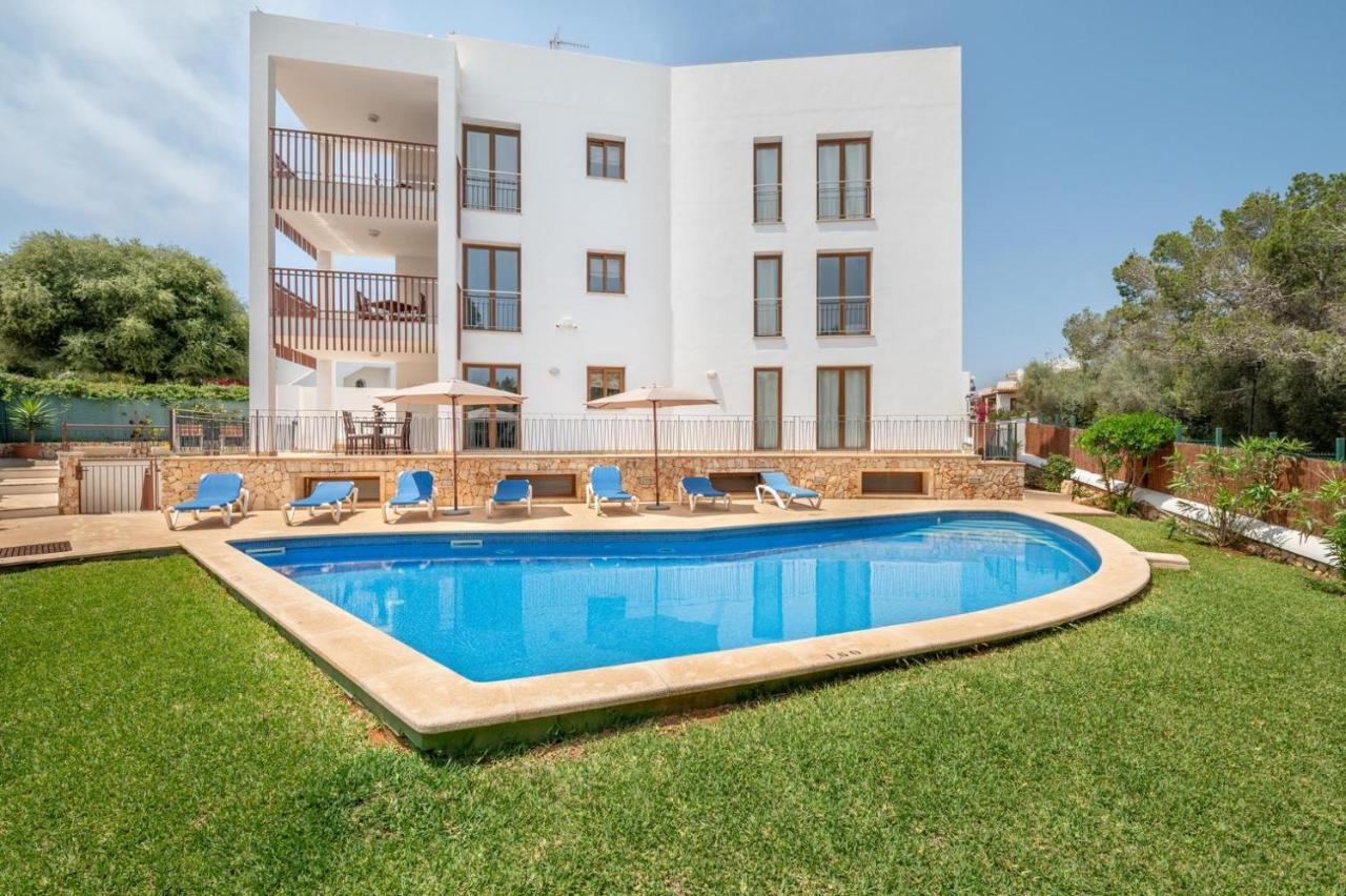 Apartaments Vaixell Santanyi Bagian luar foto